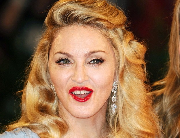 36733_madonna-625-d0002F16Da3b6d90ee4d0