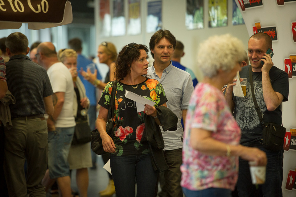 Publiczność na koncercie Roda Stewarta w Atlas Arenie w Łodzi