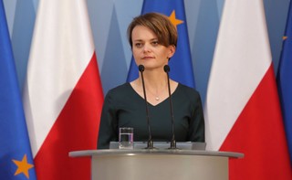 Emilewicz: Zależy nam, by pieniądze z bonu turystycznego trafiły jak najszybciej do rodzin