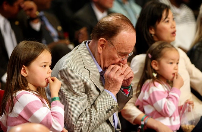 Vendi i Rupert sa ćerkama