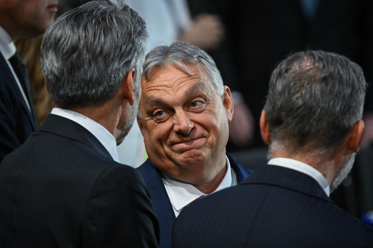 Orban chce podbić niebo. To jego plan