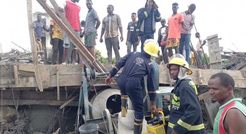 Site of the 4-storey building that collapsed in Abuja. 