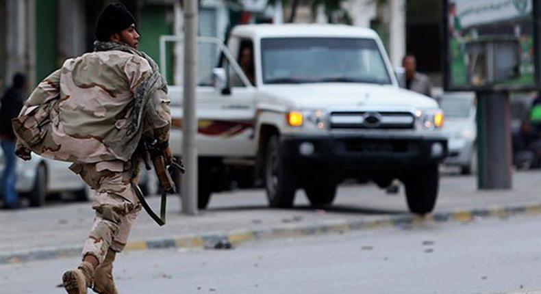 Suicide bomber, clashes kill 12 Libyan soldiers in Benghazi