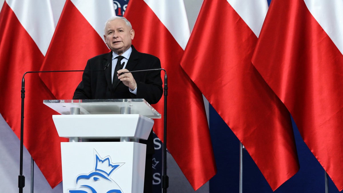 Wybory parlamentarne. Kaczyński zaprezentował "jedynki" na listach wyborczych PiS