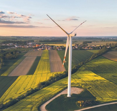 Wiatraki i zasada 10H. Unia nie nalega, ale rząd chce zamknąć temat