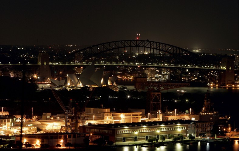 Godzina dla ziemi to czas, gdy na całym globie gasną światła. W ten sposób mieskzańcy różnych kontynentów łaczą się w wezwaniu do działania na rzecz ochrony klimatu