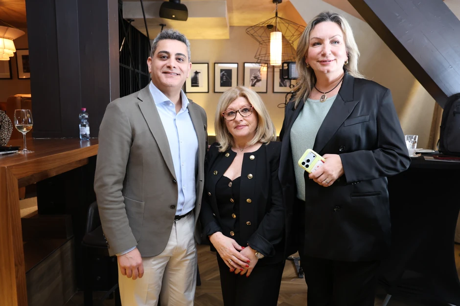 Onur Biter, direktor projekata iz biznis divelopmenta Nussli Group, Dragica Tomčić ekonomski ataše Švajcarske ambasade, Jelena Sadler izvršni direktor Srpsko-švajcarske trgovinske komore