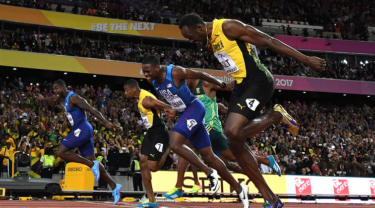 Bolt (jobbra) utolsó versenyén 
csak harmadik 
lett, Gatlin (balra) 
és Coleman (5-ös) 
is megelőzte /Fotó: AFP