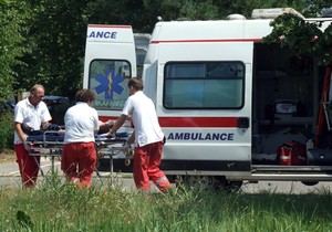 115423_nsmrtvozornik02novisad01-hitna-pomoc-na-terenu--foto-svojnovic