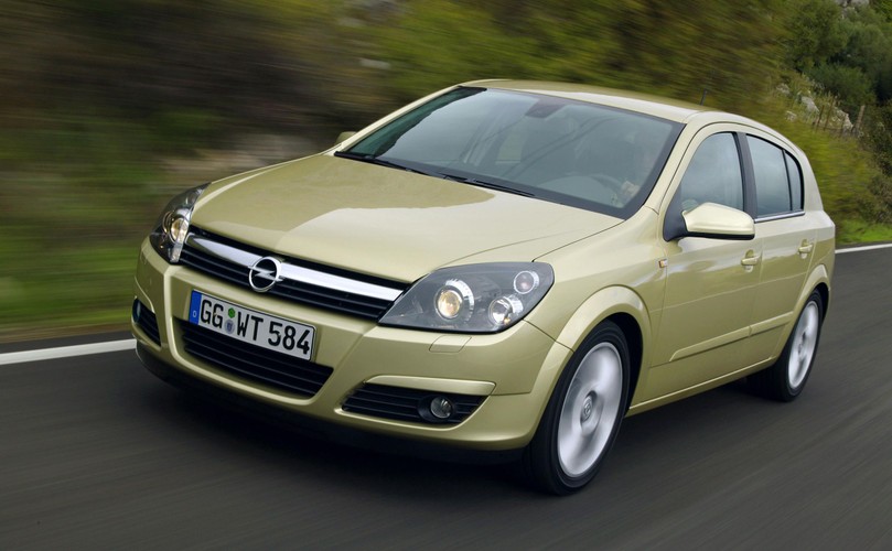 Opel astra - 4. miejsce na rynku aut używanych (12 275 926 wyszukań)