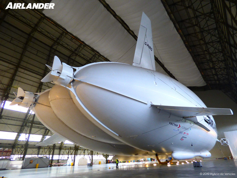 Airlander 10