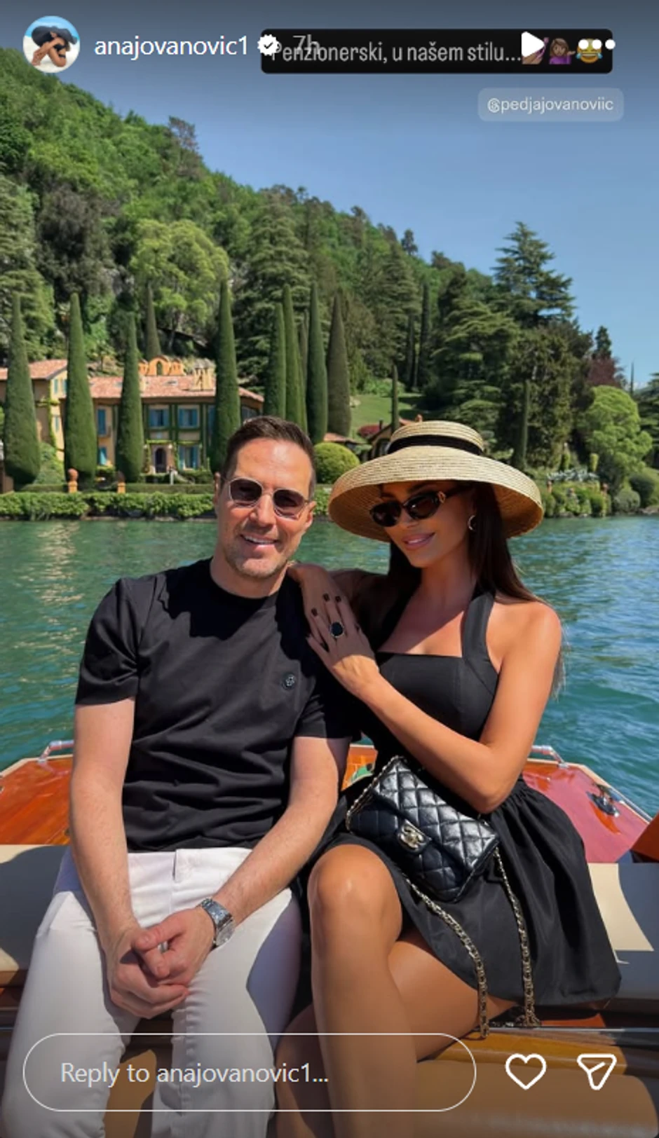 Pevač ima najfatalniju ženu na estradi: Ona u stajlingu od 6.000 evra