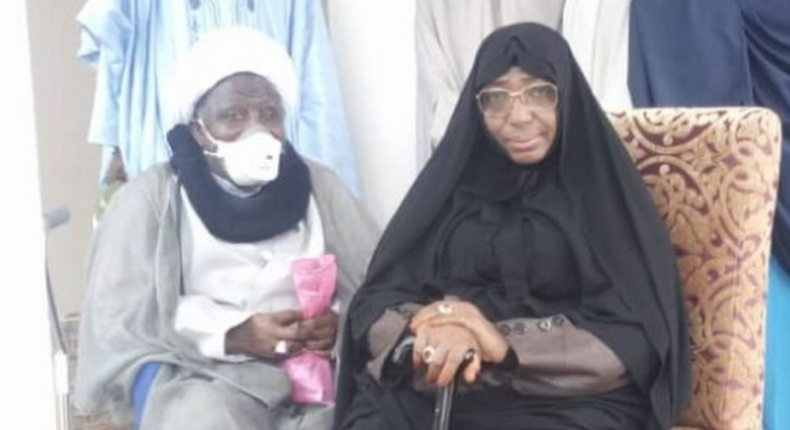 Zeenah Ibraheem, the wife of the leader of the Islamic Movement of Nigeria, Sheikh Ibrahim El-Zakzaky, has contracted COVID-19. (TheCable)