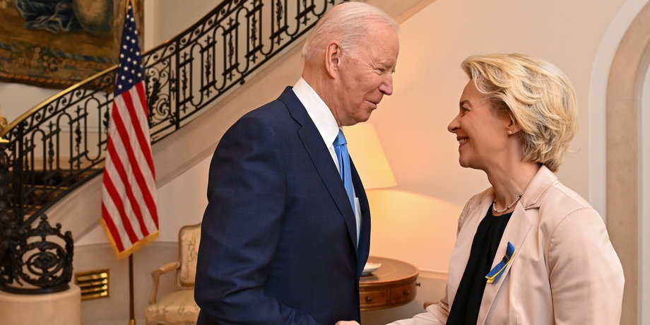 Prezydent USA Joe Biden i przewodnicząca KE Ursula von der Leyen