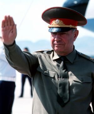 Marsz. Dmitrij Jazow, minister obrony ZSRR (domena publiczna).