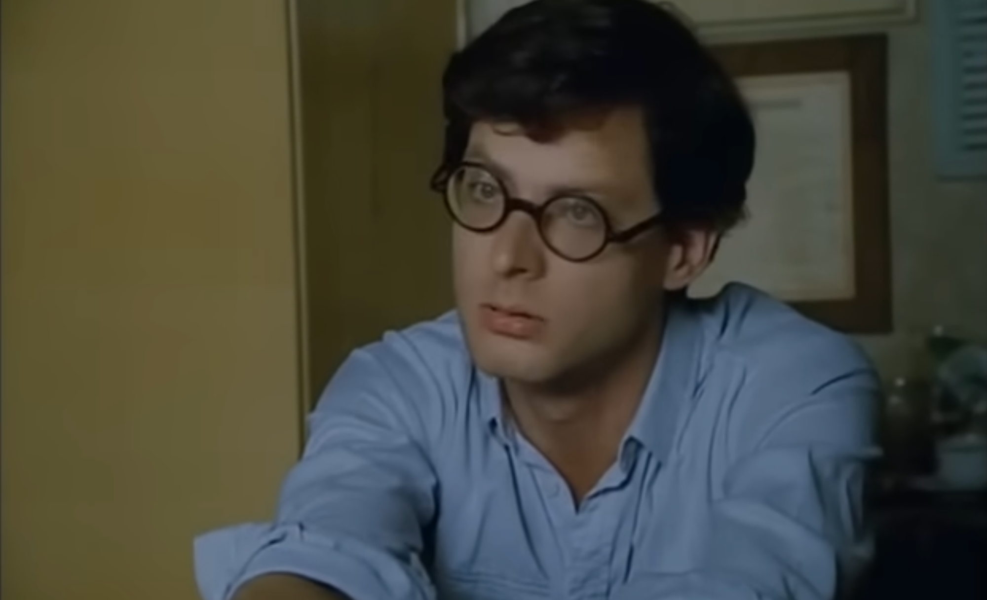 Český herec Jan Hartl vo filme Vesničko má středisková.