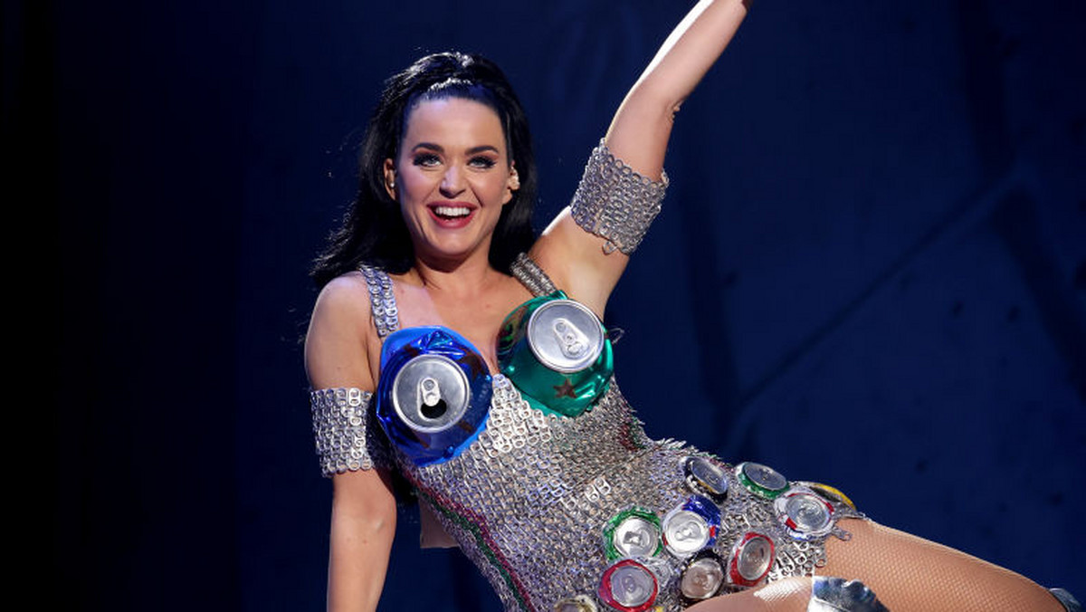 Wpadka Katy Perry w "American Idol". Musiała ratować się... taśmą