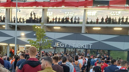 Jegymizéria Kispesten: sokan lemaradtak a tegnapi Honvéd–Újpest meccsről