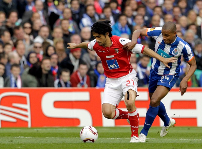 Custodio ogrywa Fernando