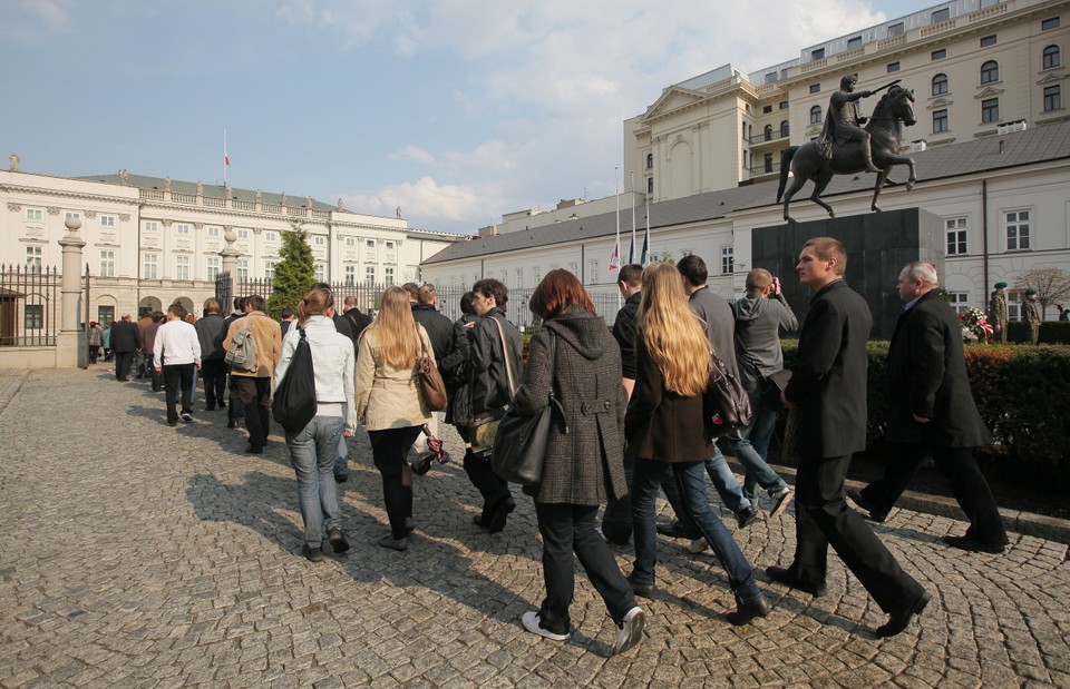 WARSZAWA KATASTROFA SAMOLOTU TRUMNY PAŁAC PREZYDENCKI