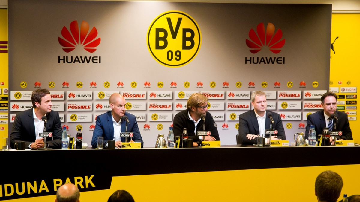 HUAWEI, wiodący globalny dostawca rozwiązań teleinformatycznych (ICT), zostanie Mistrzowskim Partnerem Borussii Dortmund. W ramach partnerstwa na stadionie Signal Iduna Park powstanie infrastruktura otwartej, bezprzewodowej sieci LAN. Jest to prawdopodobnie największy projekt tego typu w Niemczech. Nowa infrastruktura umożliwi Borussii Dortmund dostarczenie nowej oferty usług dla kibiców i partnerów klubu.