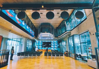 GPW: Awans do ekstraklasy nie pomógł. Uwagę inwestorów przyciągają kolejne problemy krajowego rynku kapitałowego