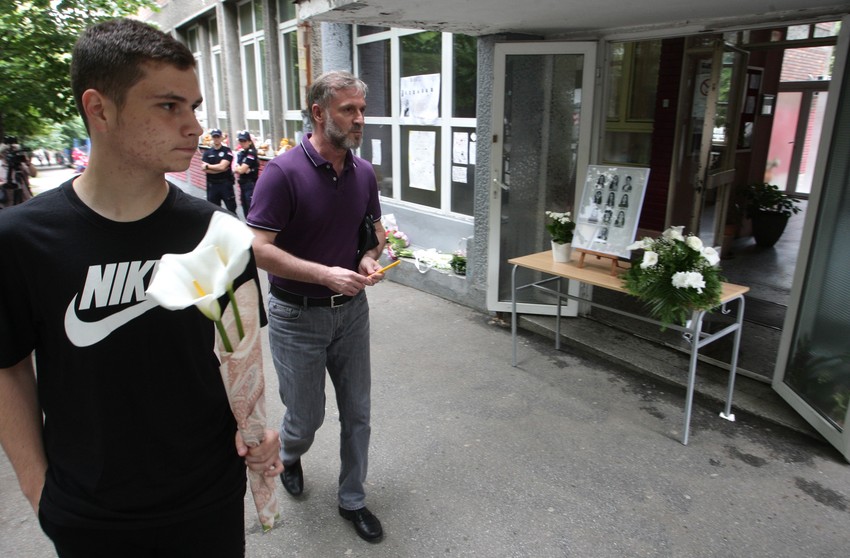 40 dana od masakra u OŠ "Vladislav Ribnikar"