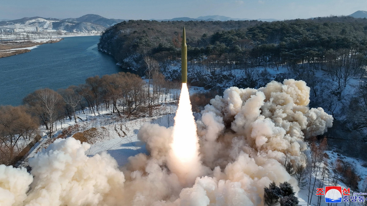 Korea Północna testuje nowy pocisk balistyczny