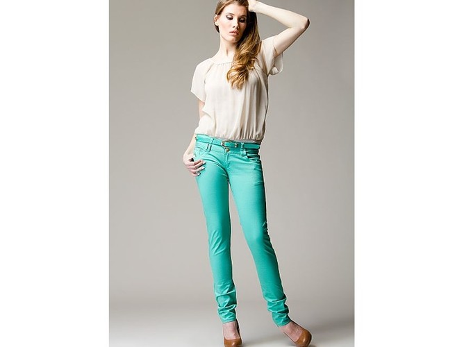 Moda w kolorach morza hitem sezonu