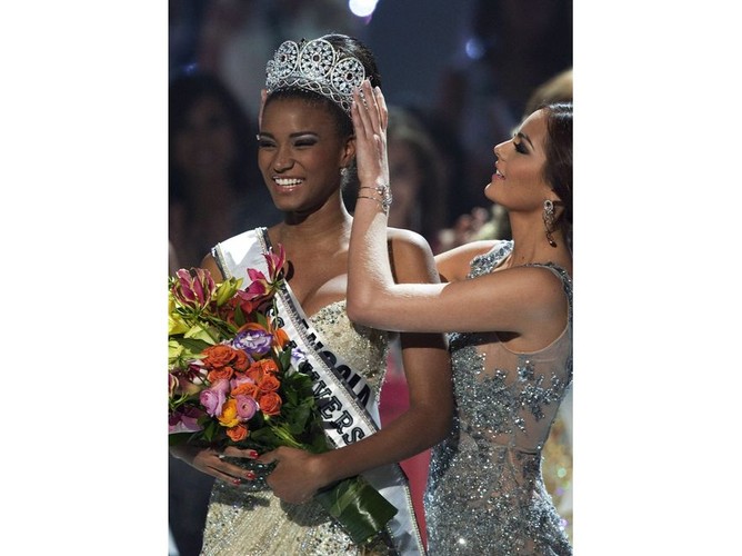 Oto najpiękniejsza kobieta Wszechświata! Zobacz zdjęcia Miss Universe 2011