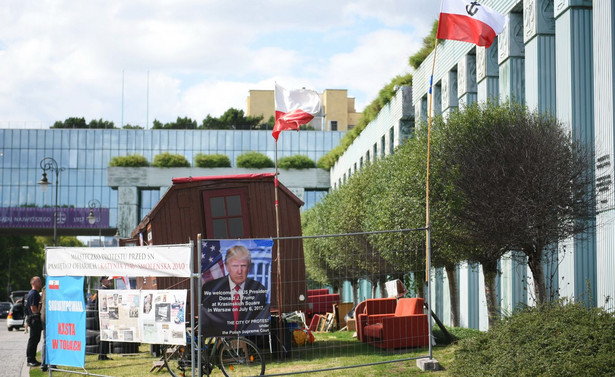 Miasteczko namiotowe przed Sądem Najwyższym - zlikwidowane