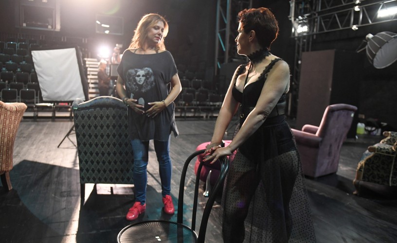 NIEZWYKŁA SESJA ZDJĘCIOWA. PACJENTKI Z NOWOTWORAMI PIERSI