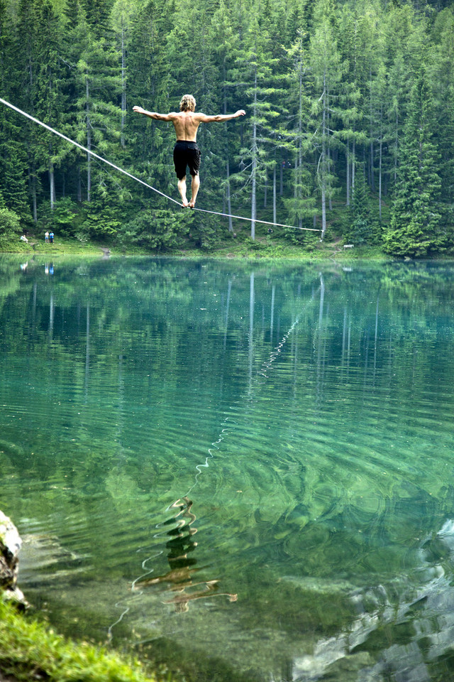 Mich Kemeter na linie nad Grüner See