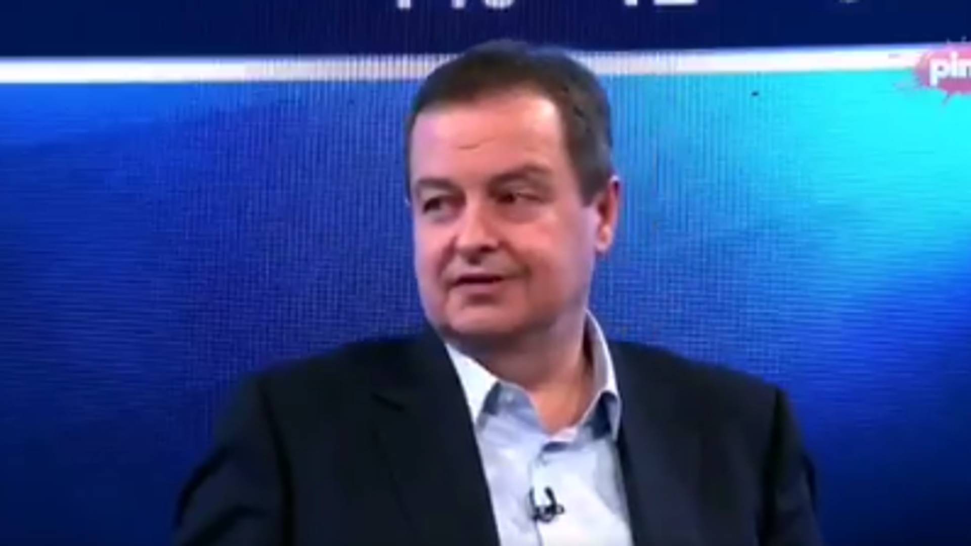 Ivica Dačić je navukao voditeljku Hit Tvita na najlošiju foru ikada i baš je blam