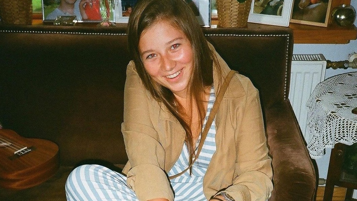22-letnia Julia Królikowska zaszczepiona. Czemu tak szybko? I Kobieta Onet