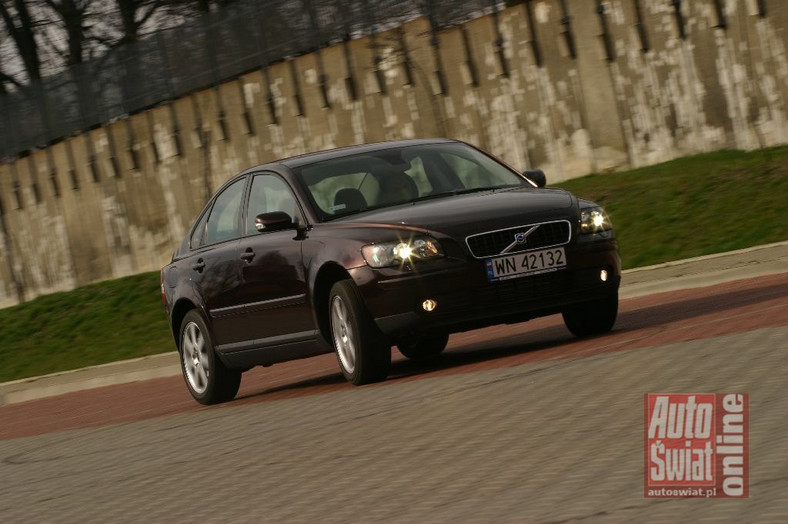 Volvo S40