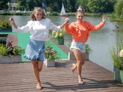 Jest czego zazdrościć. Edyta Herbuś "dała radę" obok 11 lat młodszej koleżanki. FOTO