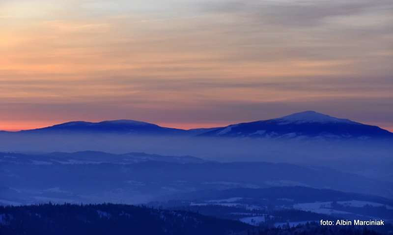 Szlak na Turbacz (1310 m n.p.m.) — najwyższy szczyt Gorców