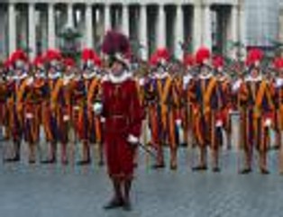 Najmniejsza armia świata. Ponad 500 lat tradycji