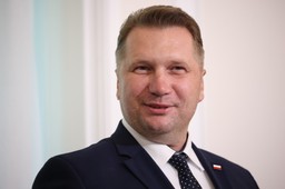 Więcej lektur obowiązkowych. Czarnek o zmianach ws. matur 2023