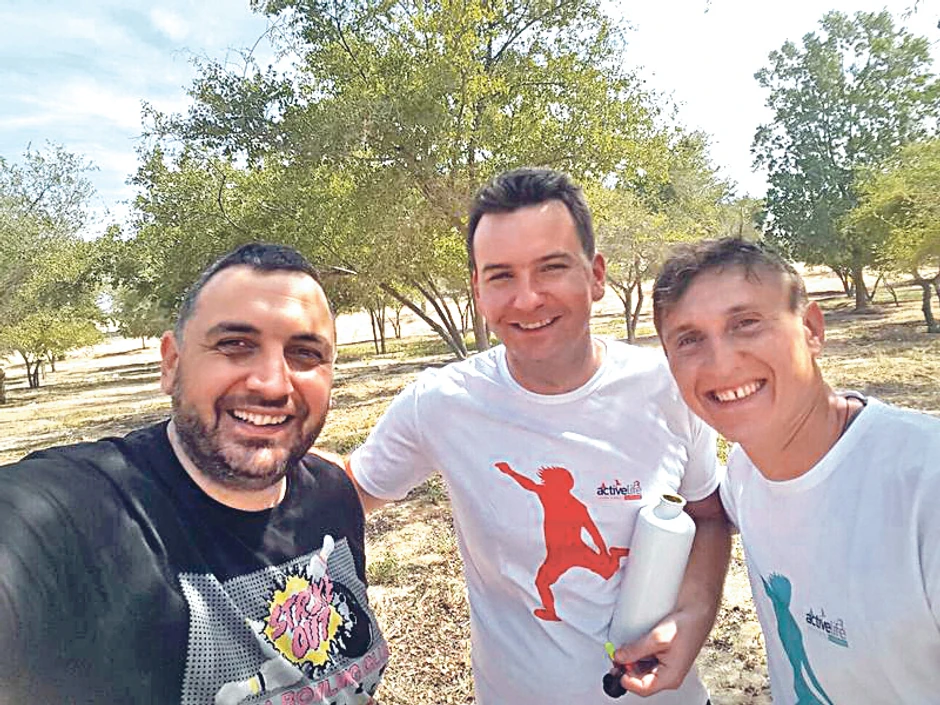 Umorni i srećni: Nemo i Darko s Ivanom Zeljkovićem