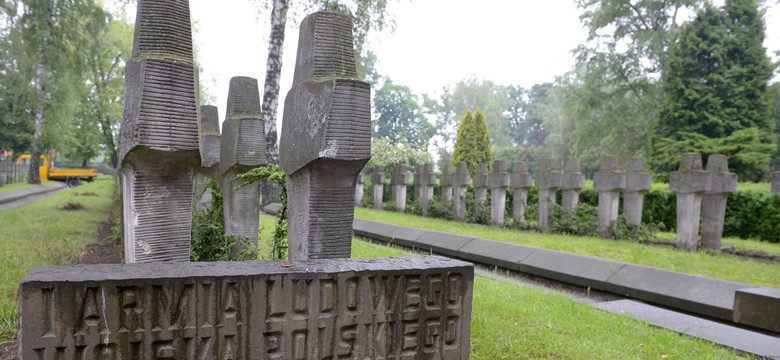 Przygotowania do pogrzebu generała Jaruzelskiego. ZDJĘCIA