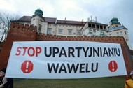 Wawel protest PiS Jarosław Kaczyński