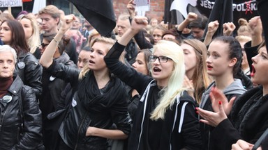 "Czarny protest" pod lupą prokuratury. Śledczy rozpatrzą skargę ONR