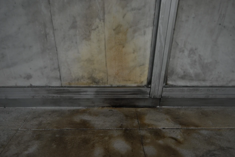 Mesto gde je bačen Molotovljev koktel na Muzej Jugoslavije