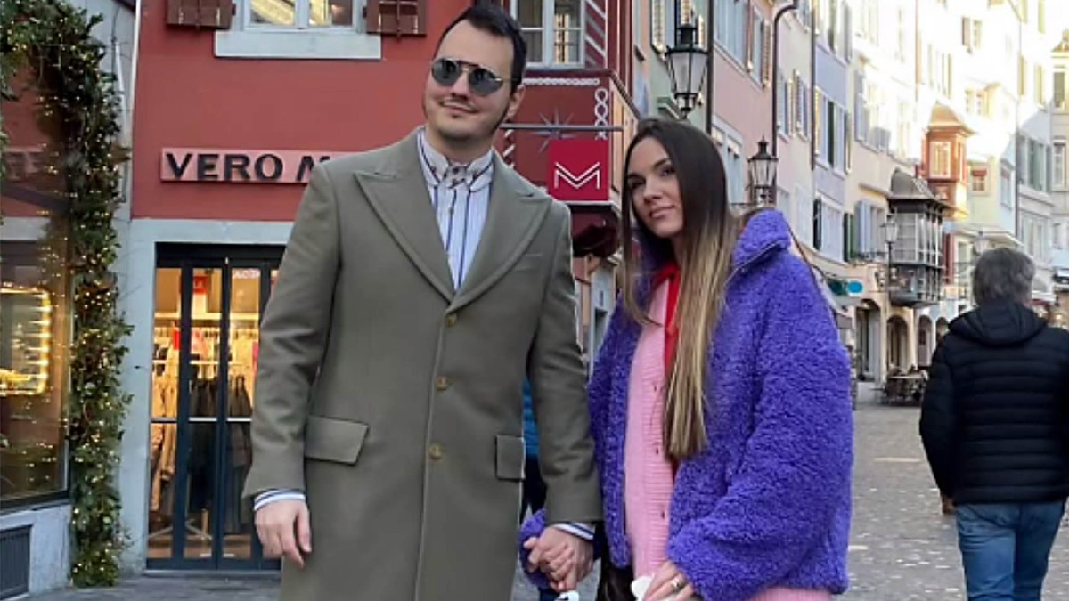 Aleksa Balašević odveo ženu na večeru: Na stolu kajmak, uštipci i ...