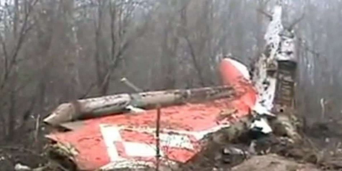 W Tu-154 padła cała elektryka! I to przed skoszeniem drzewa! To pewne!