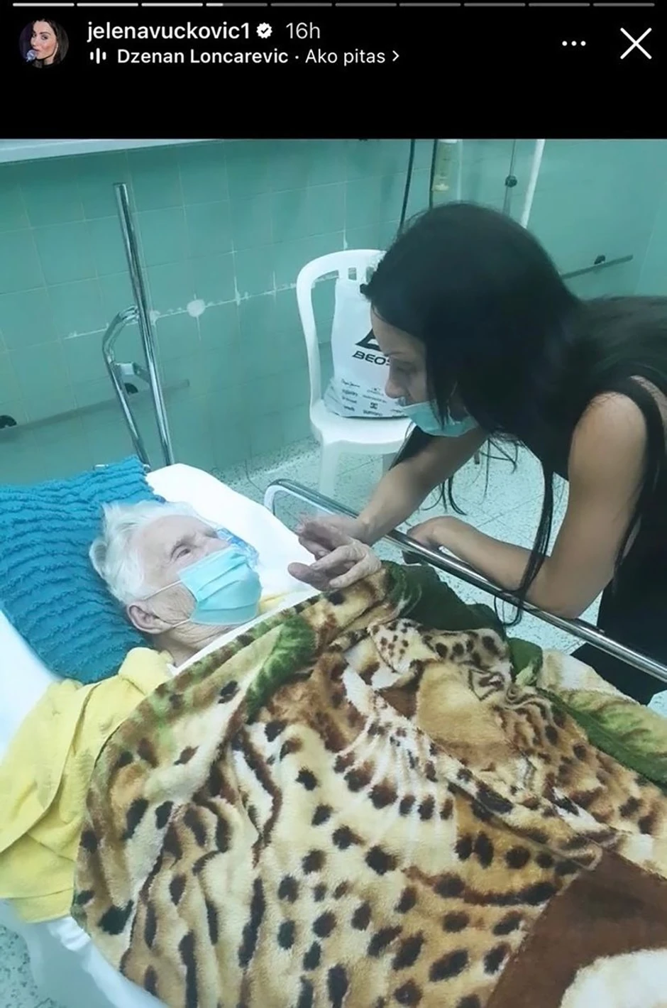 Jelena Vučković sa bakom