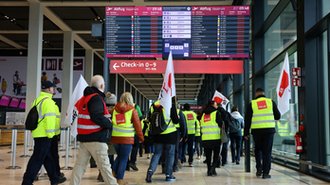 Caos en Alemania.  No hay vuelos desde los principales aeropuertos.