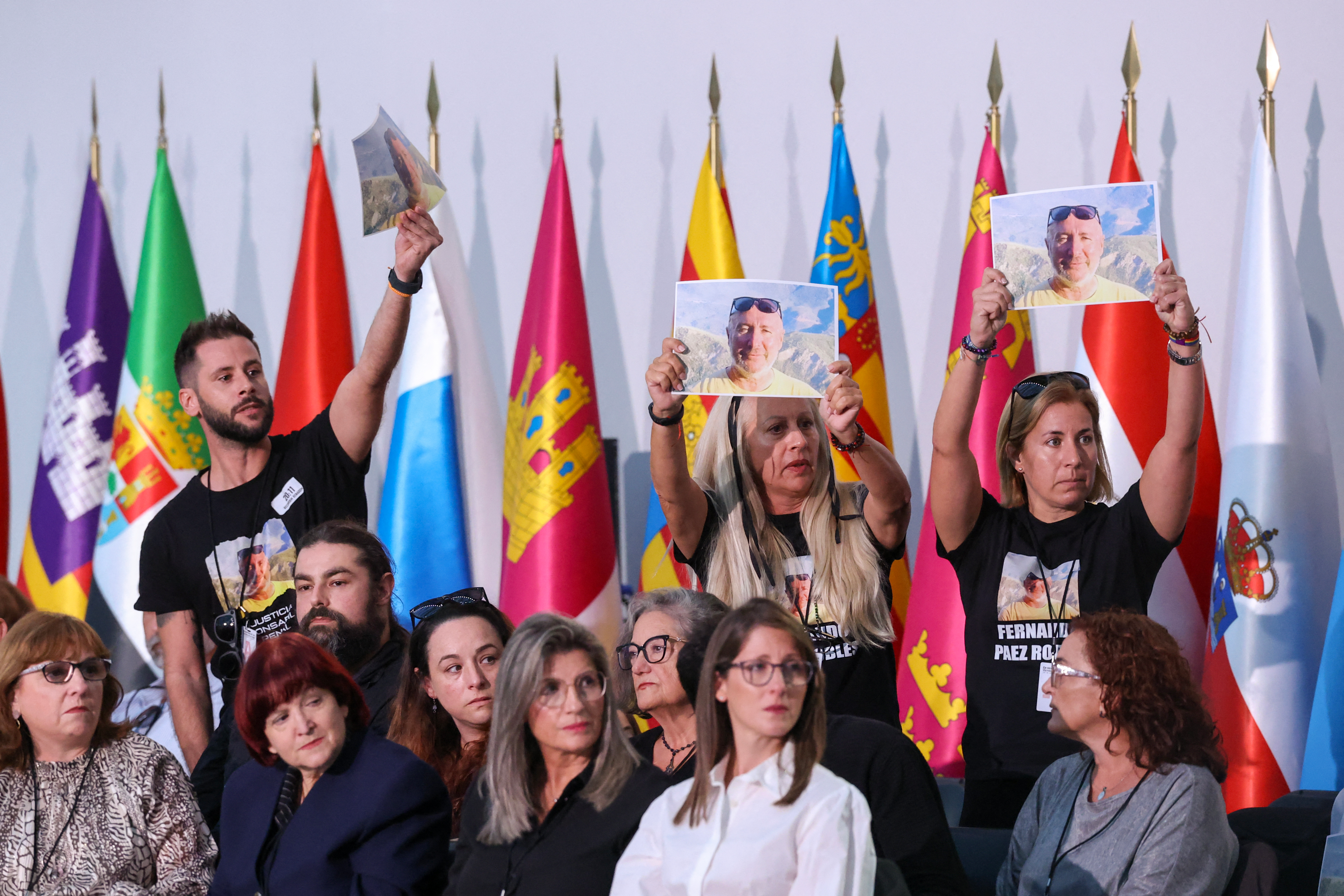 Mazón anuncia una decisión política tras la presión por la DANA con 229 muertos